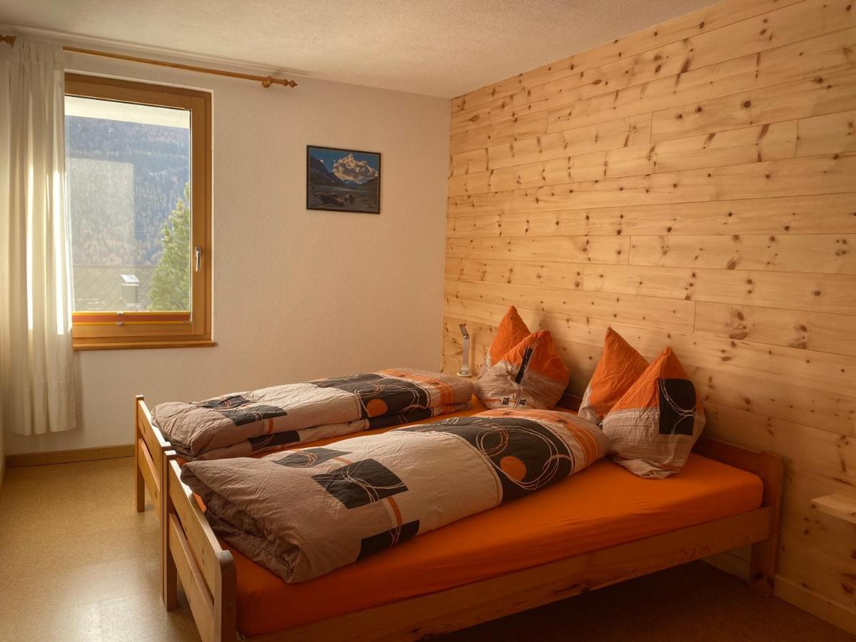 Ferienwohnung In Tschlin Mit Panoramablick 外观 照片