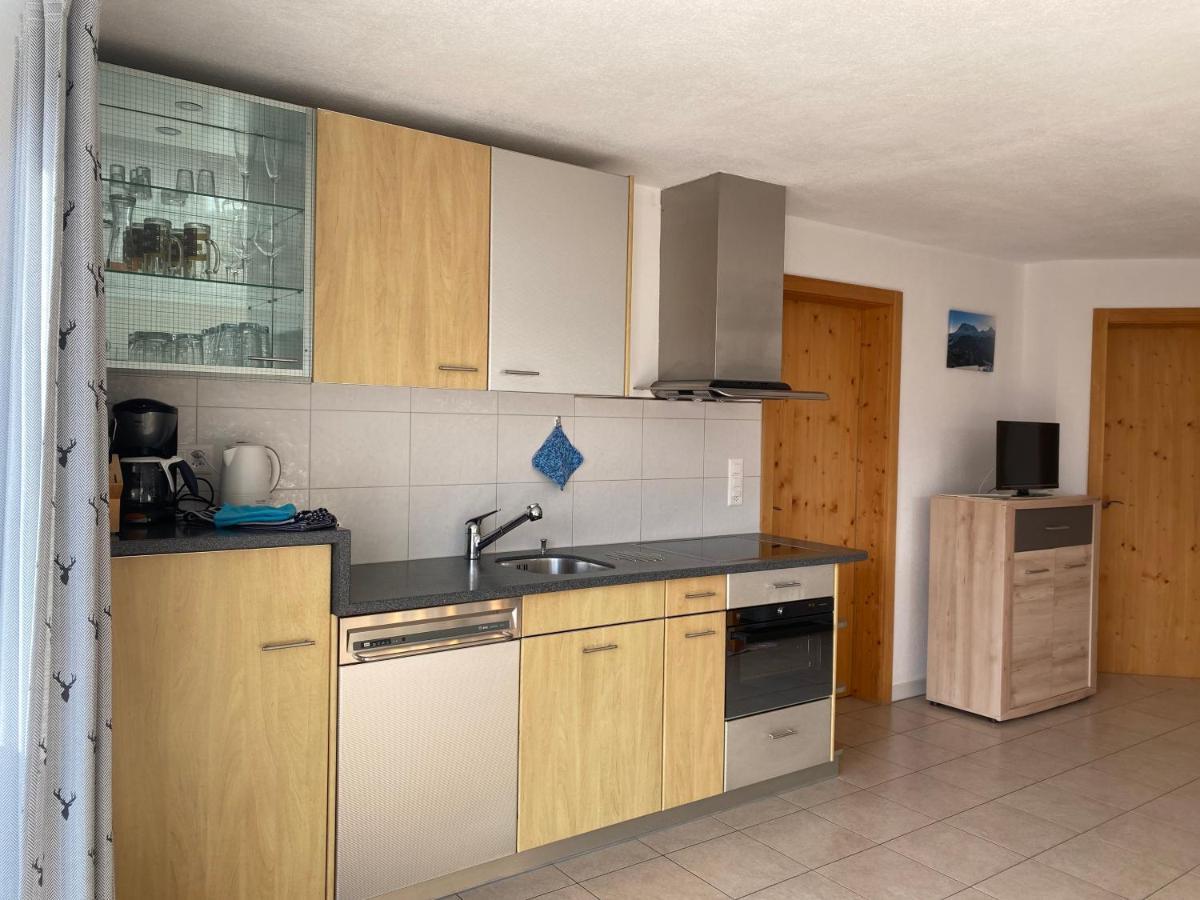 Ferienwohnung In Tschlin Mit Panoramablick 外观 照片