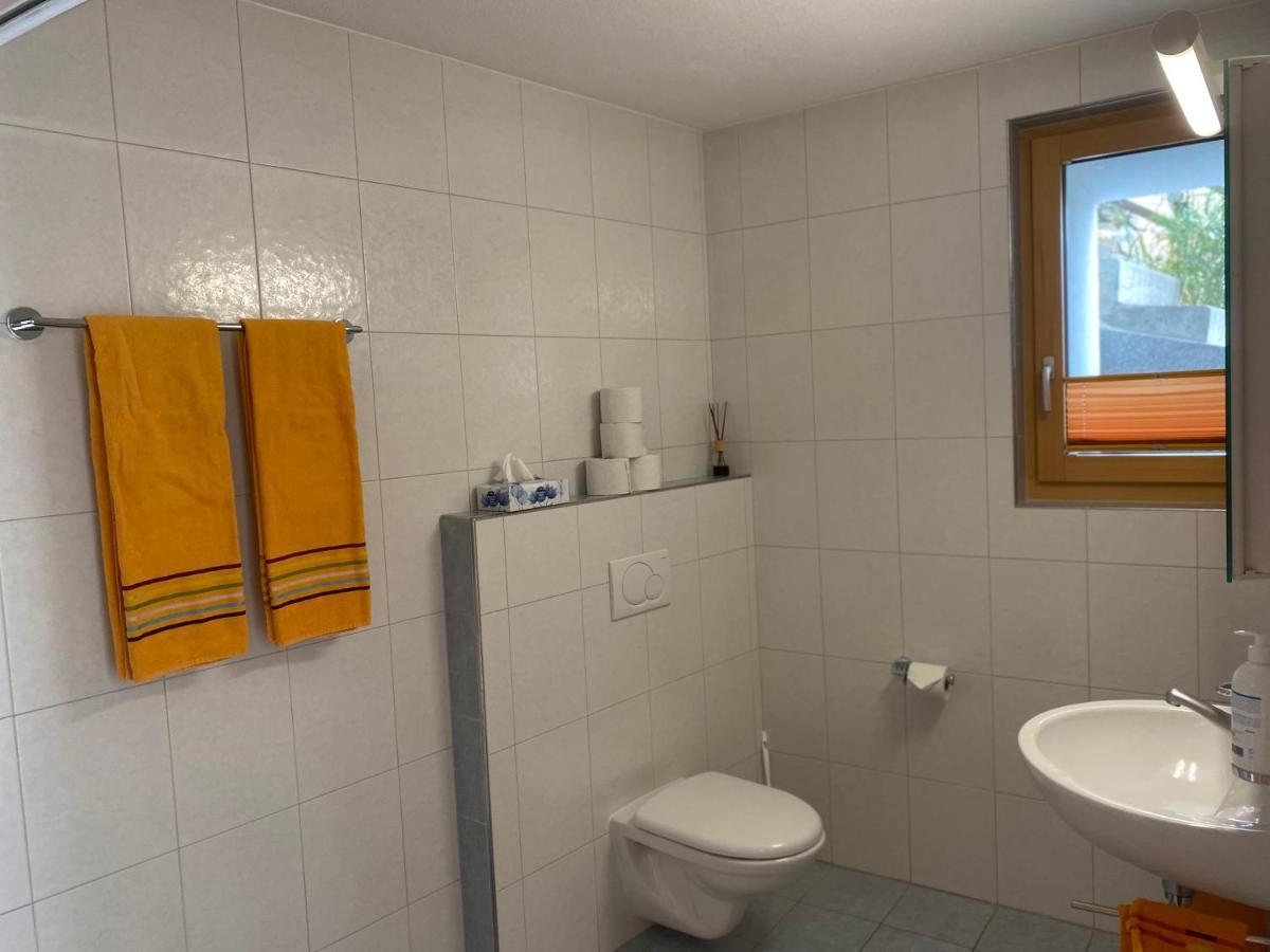 Ferienwohnung In Tschlin Mit Panoramablick 外观 照片